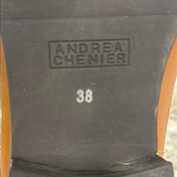 Giorgio Brutini Tan Leather Loafers with Green Tassels - Picture 11 of 12